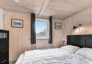 This cozy vacation home is located in the first row to the Flensburg Fjord at Brunsnæs Strand.