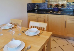 This holiday cottage couldn’t be in a better location for a family holiday.