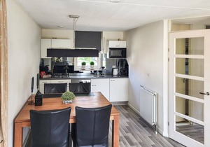 This inviting vacation home in Stevensweert is located in vacation park Porta Isola, a beautiful vac
