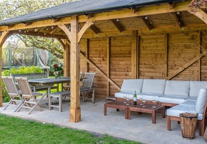 This much-loved detached family holiday home is set in glorious secluded gardens
