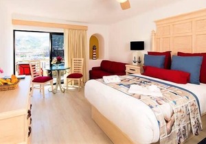 Three (3) Magnificent Studios at Los Cabos