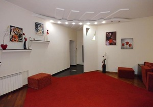 Three bedroom. Lux. 20a Shota Rustaveli St. Centre