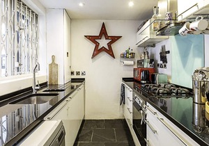 Three Storey ClaphamTownhouse