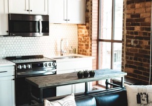 Three Trails Downtown Elkin, 1 Bedroom, Top Floor