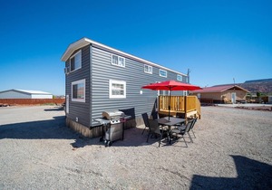 Tiny Home #4 - Tiny Home #4 Funstays Redrock