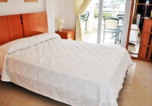 TONYINES 3 Fantastic apartment with terrace and sea views