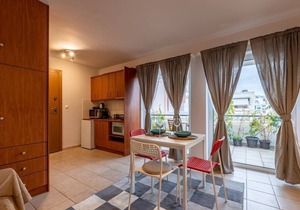 Top for sightseeing | 4th floor studio | veranda!