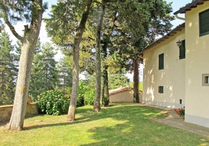 Torsoli Apartment Sleeps 20 Pool WiFi