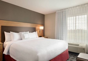 TownePlace Suites by Marriott Milwaukee Grafton
