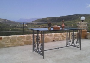 Traditional House Koukounara