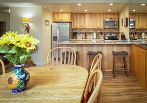 Trails End 304 | 2BR/2BA | Ski In/Out | PoolHotTub