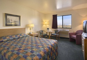 Travelodge by Wyndham Hudsonville