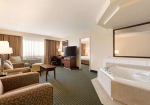 Travelodge Hotel by Wyndham Weyburn