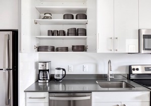 Trendy Brighton 1BR w/W/D, Gym, near T, Shops + Dining, by Blueground