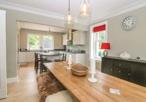 TULLOCHGORM, pet friendly, country holiday cottage in Arisaig