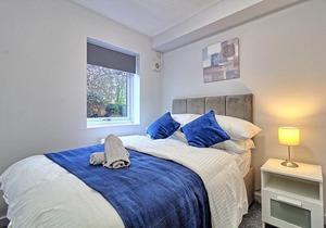 Two Bed Central Chelmsford Flat with Parking