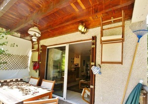 Two-Bedroom Apartment with South-Facing Garden for 6 Guests in Calm Residence, Close to Barcelonnette Center