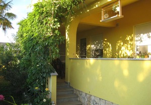 Two bedroom apartment with terrace Ližnjan, Medulin (A-11158-a)