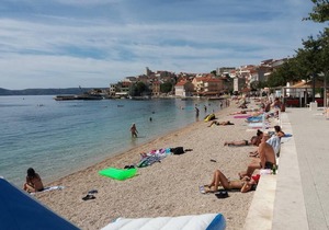 Two bedroom apartment near beach Igrane, Makarska (A-310-b)