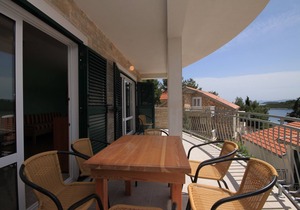 Two bedroom apartment near beach Basina, Hvar (A-8754-b)