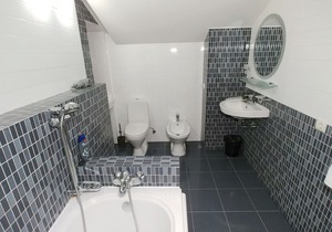 Two Bedrooms. Lux. 6 Zankovetskoi str. Near Kreschatyk in Kyiv