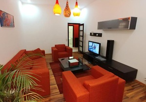 Two bedrooms. Luxery. 5 Darvina St. Centre of Kiev