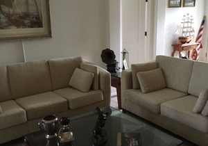 Two Bedrooms with private bath in Private Home with Pool on Golf Course