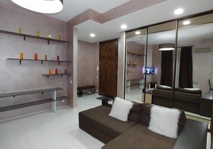 One bedroom. Luxery. 9 Kostelna str. Near Maidan