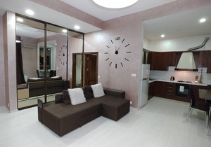 One bedroom. Luxery. 9 Kostelna str. Near Maidan