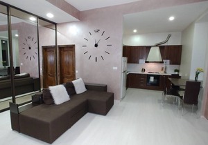 One bedroom. Luxery. 9 Kostelna str. Near Maidan