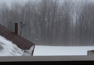 Ultra-hip, Family-Friendly, Modern Space- SKI IN SKI OUT!