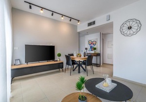 Unique 2BDR with balcony close to Gordon Beach