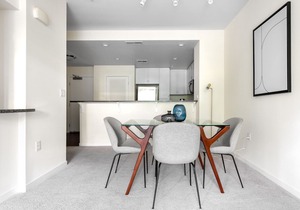 Unique Santa Clara 1BR w/Parking, Gym, walk to Groceries, by Blueground