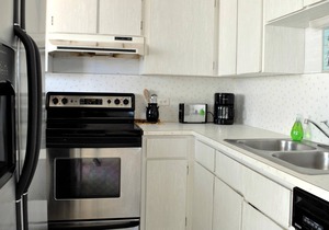 Unit 3 Oceanside 2Bd 1Ba Condos In Ormond-By-The-Sea w/ Large Private Beach Deck