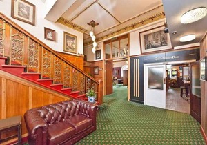 Unwind @ Whangunui Standard Room