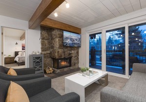 Updated 2BR in the Heart of Aspen