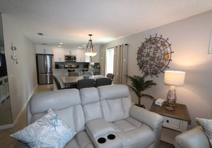 Updated Beachside Condo! 2 Balconies, Grill, FREE Parking & FREE Activities! ~ 6 Pipers Nest