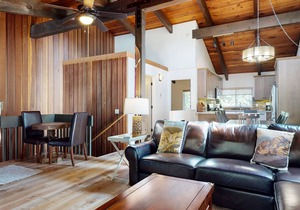 Updated Large, Bright Mammoth Home near The Village. Gas Grill & Pool On-site