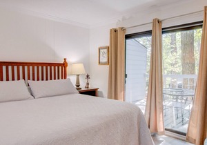 Updated Timbers studio - accomodates 2