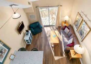 Updated Timbers lodge room - accomodates 2