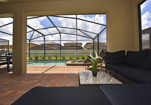 Upscale 7 Bed 5.5 Bath House - Located near the best attractions in Orlando