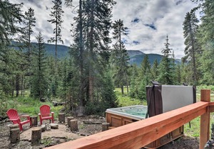 Upscale Mountain Living in Breck: Hot Tub + Views!