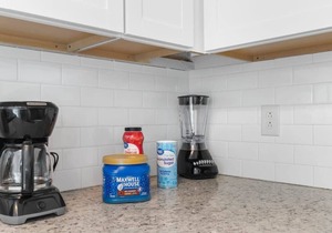 Uptown Apartment, Near Parks! The Bricks Unit 6