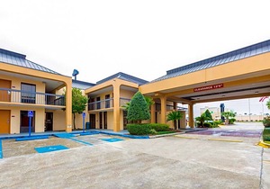 2-Star Hotel ∙ OYO Hotel Baton Rouge Mid City