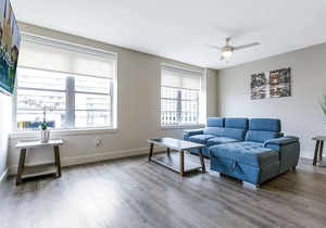 Spacious Modern 1BR Condo in California Building by Hosteeva