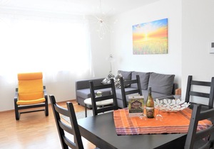 Vacation apartment E5 with balcony, 70 sqm, 2 bedrooms, max. 5 persons