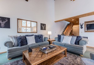 Val D'lsere #21 One Bedroom + Loft /2 bath, Sleeps 6, Steps to Village Gondola!