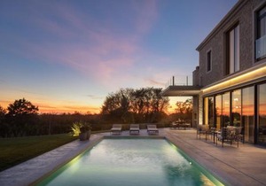 Valens Residence