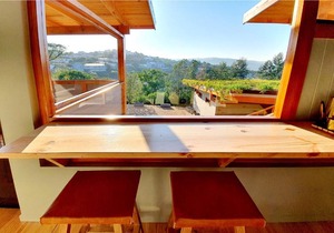 Valley View Studio - Maison Mahogany - design meets tranquillity