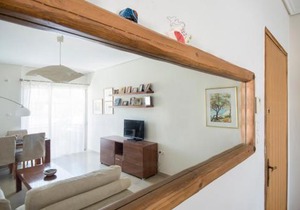 Varkiza Apartment